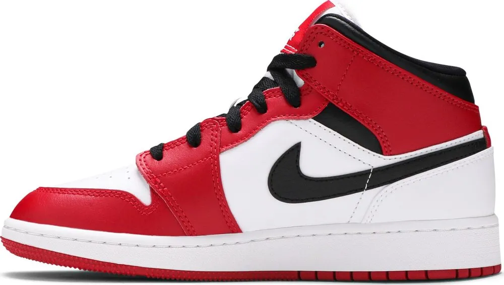 Air Jordan 1 Mid 'Chicago' (2020) (GS) (Size UK5.5/US6Y)