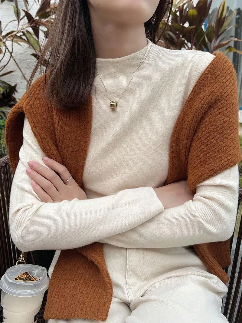 Elegant Mock Neck Pullover: Timeless Chic & Comfortable Knit Sweater