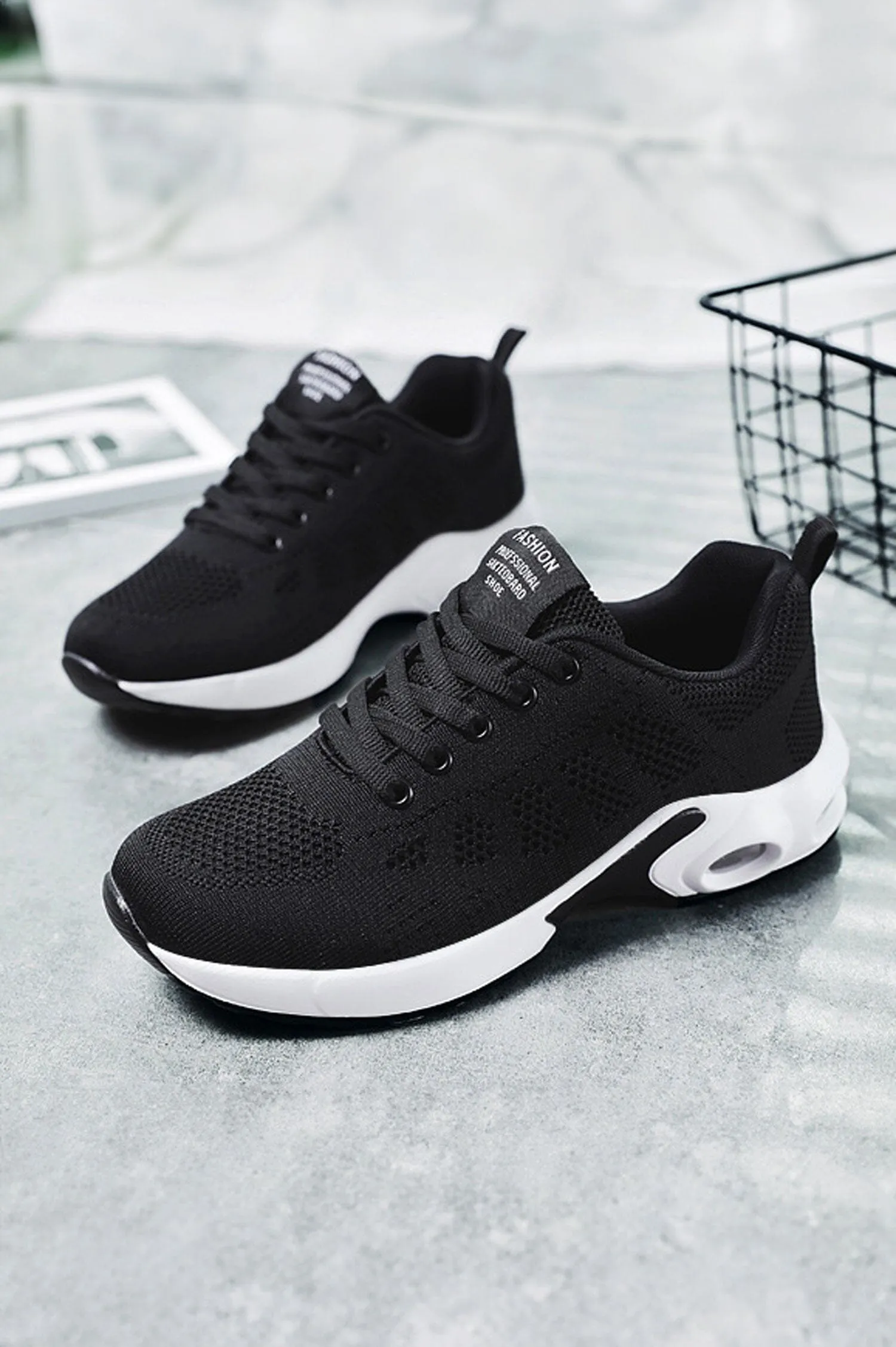 Fashion Women's Air-Cushioned Lace-Up Sneakers