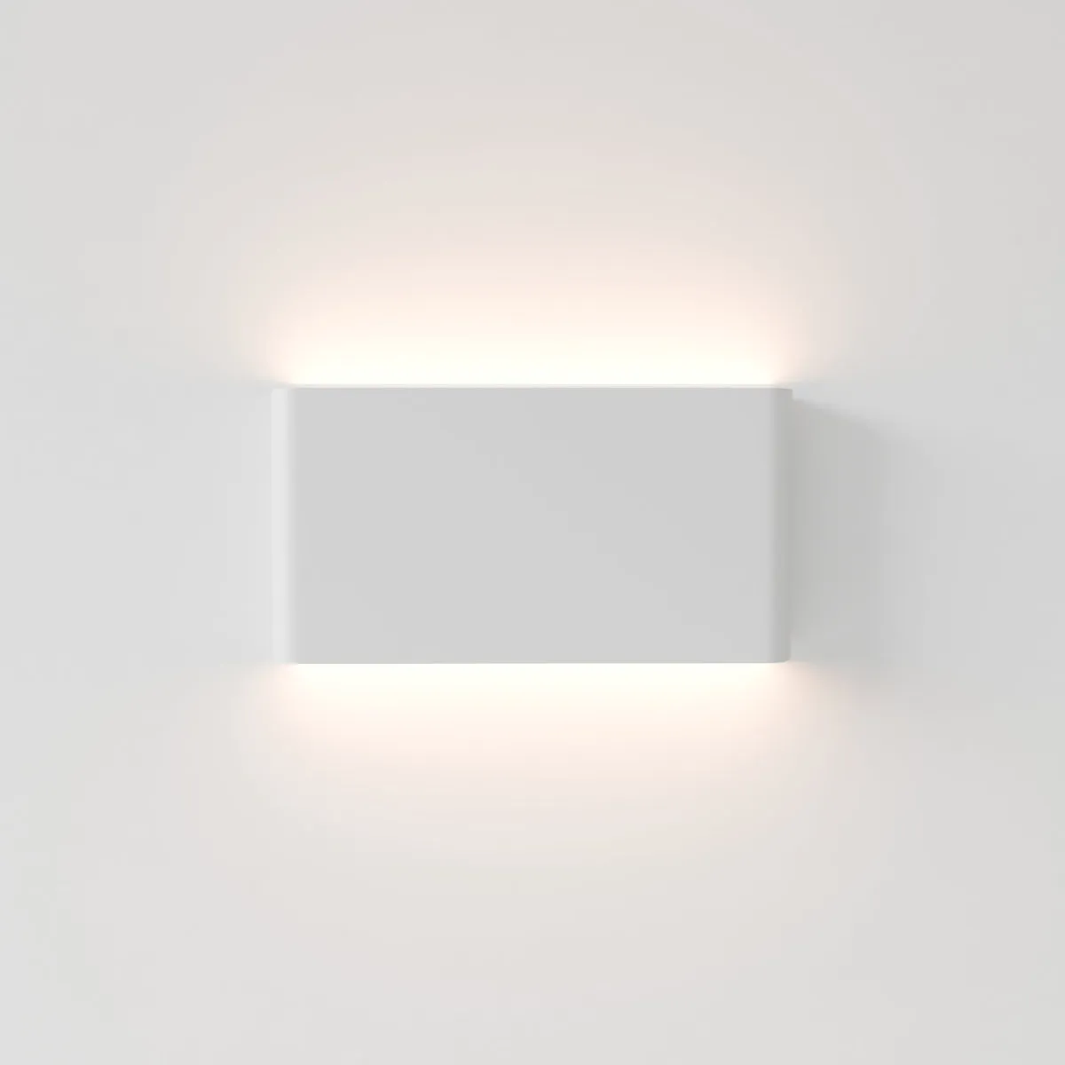 Femi Wall Lamp