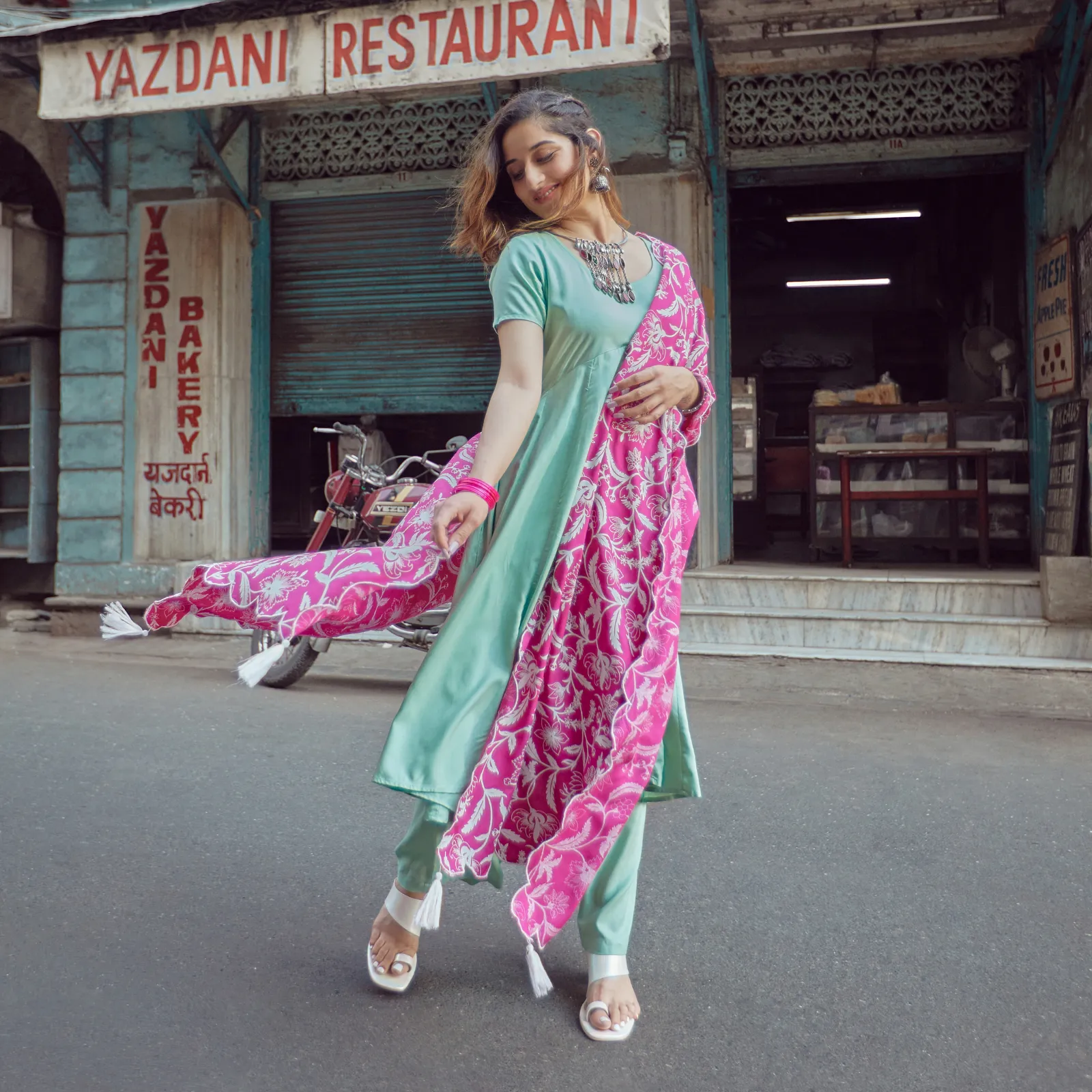 Mint Green Flared Kurta Pant Set with Pink Scalloped Dupatta