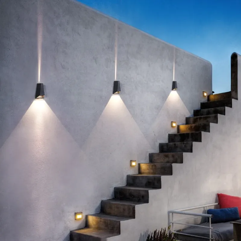 Pyramid Waterproof Wall Lamp