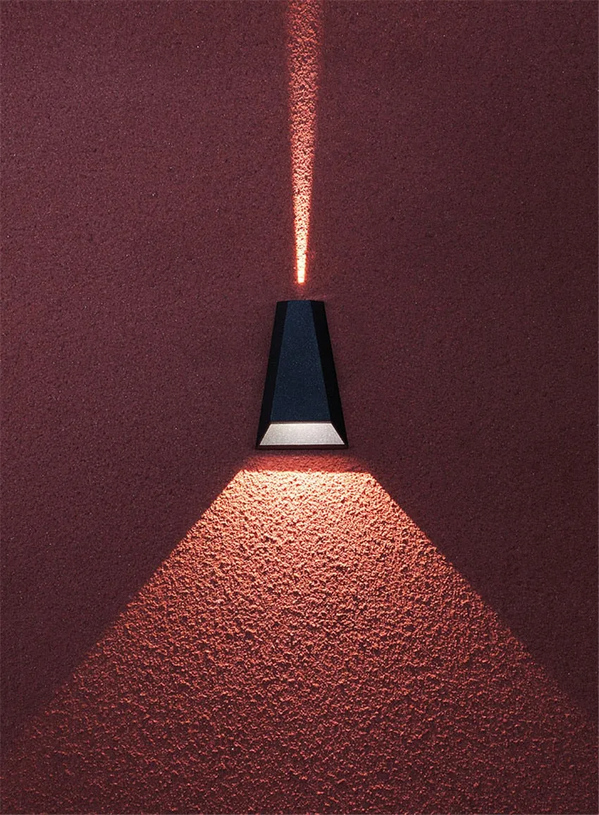 Pyramid Waterproof Wall Lamp